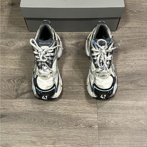 Balenciaga White and Black Athletic Shoes